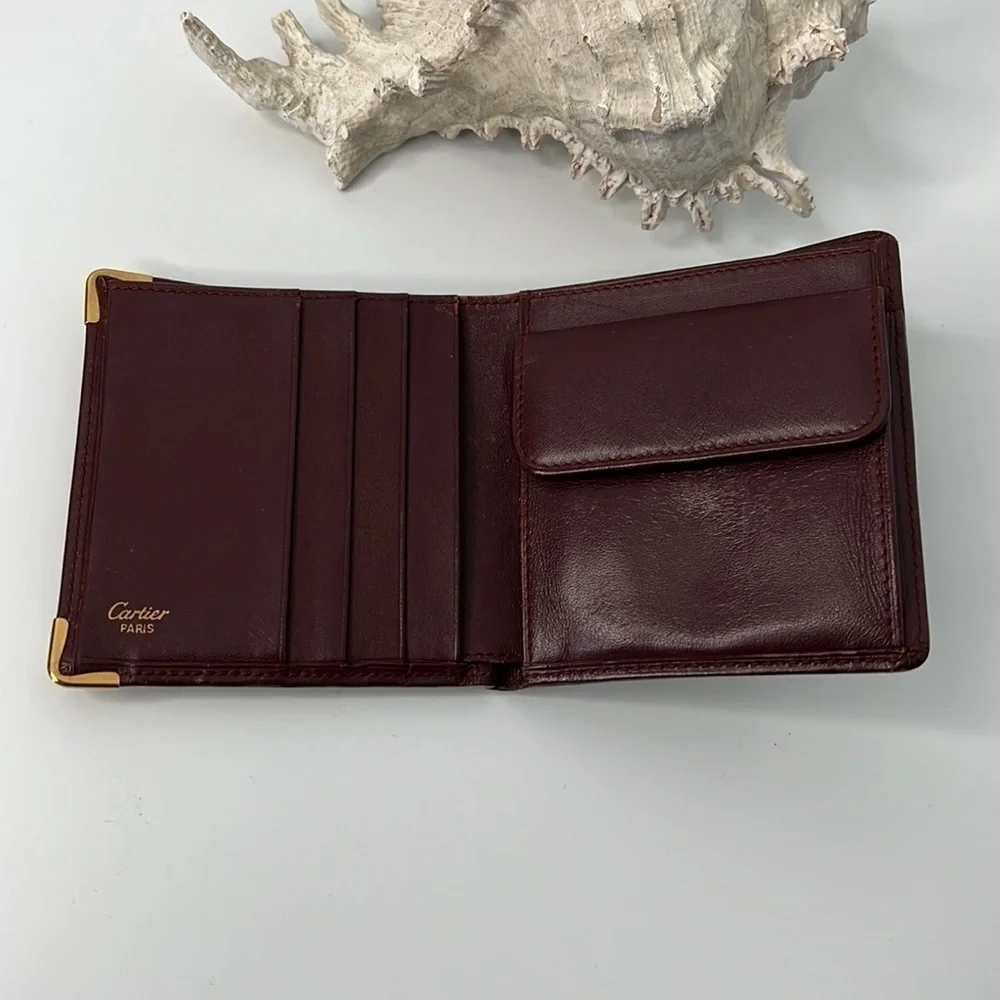 Burgundy calfskin coin/banknote/credit card wallet - unisex
